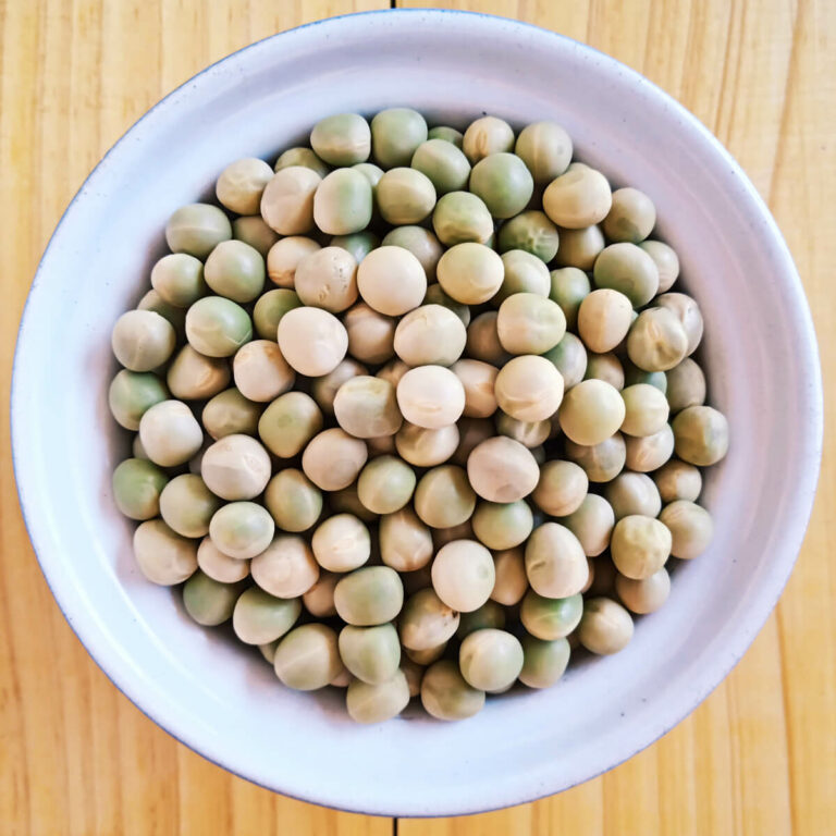 Whole Green Peas Pure and Whole